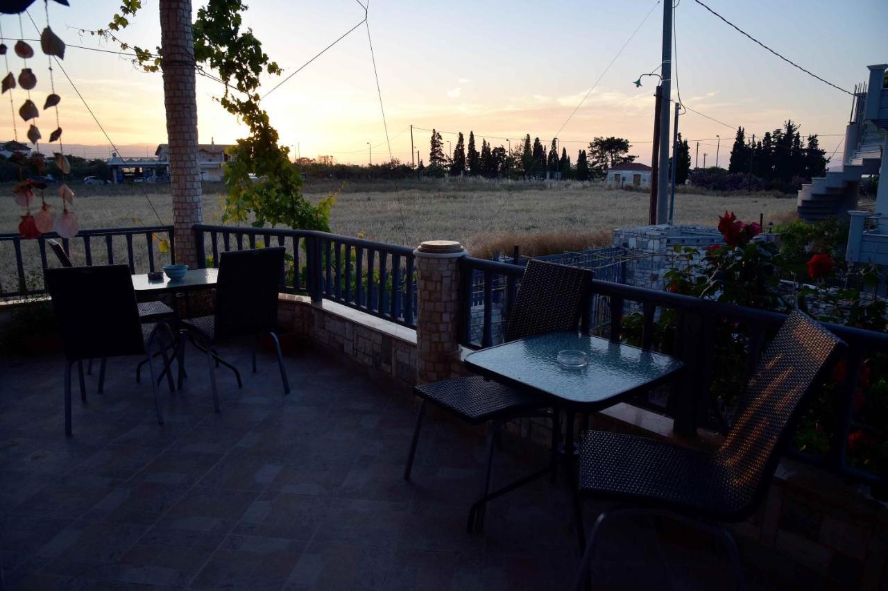 Stone Villa Corinth Екстер'єр фото