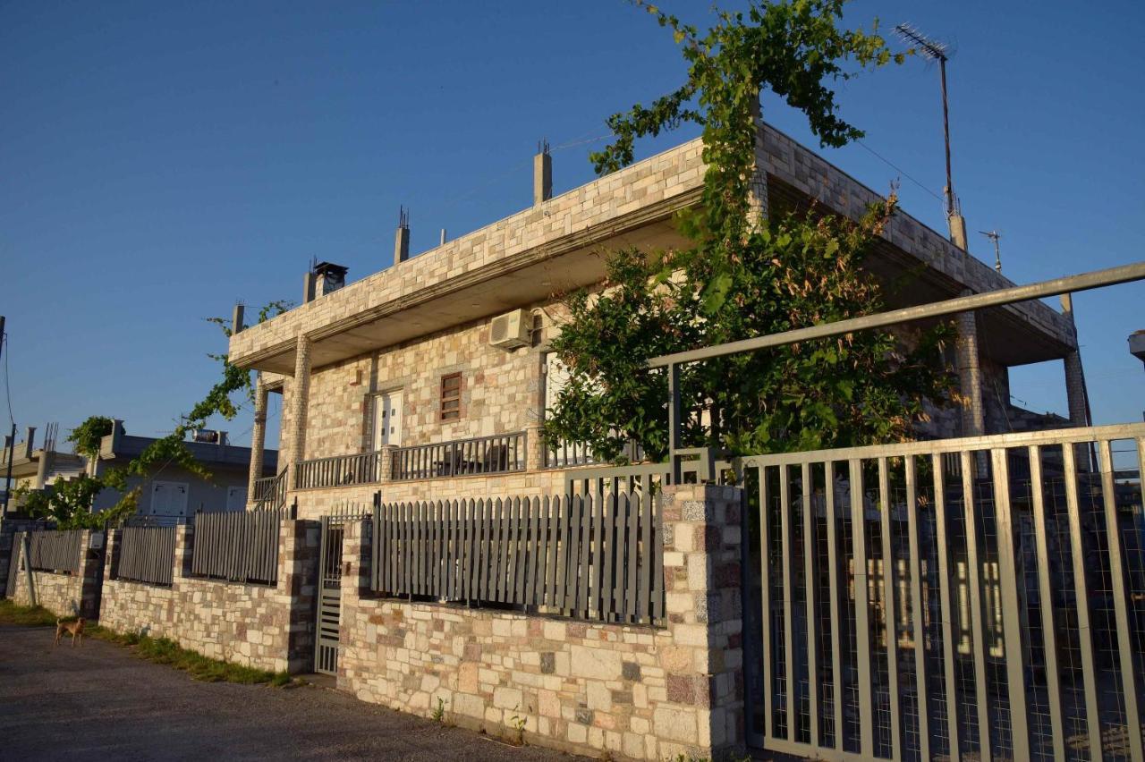 Stone Villa Corinth Екстер'єр фото