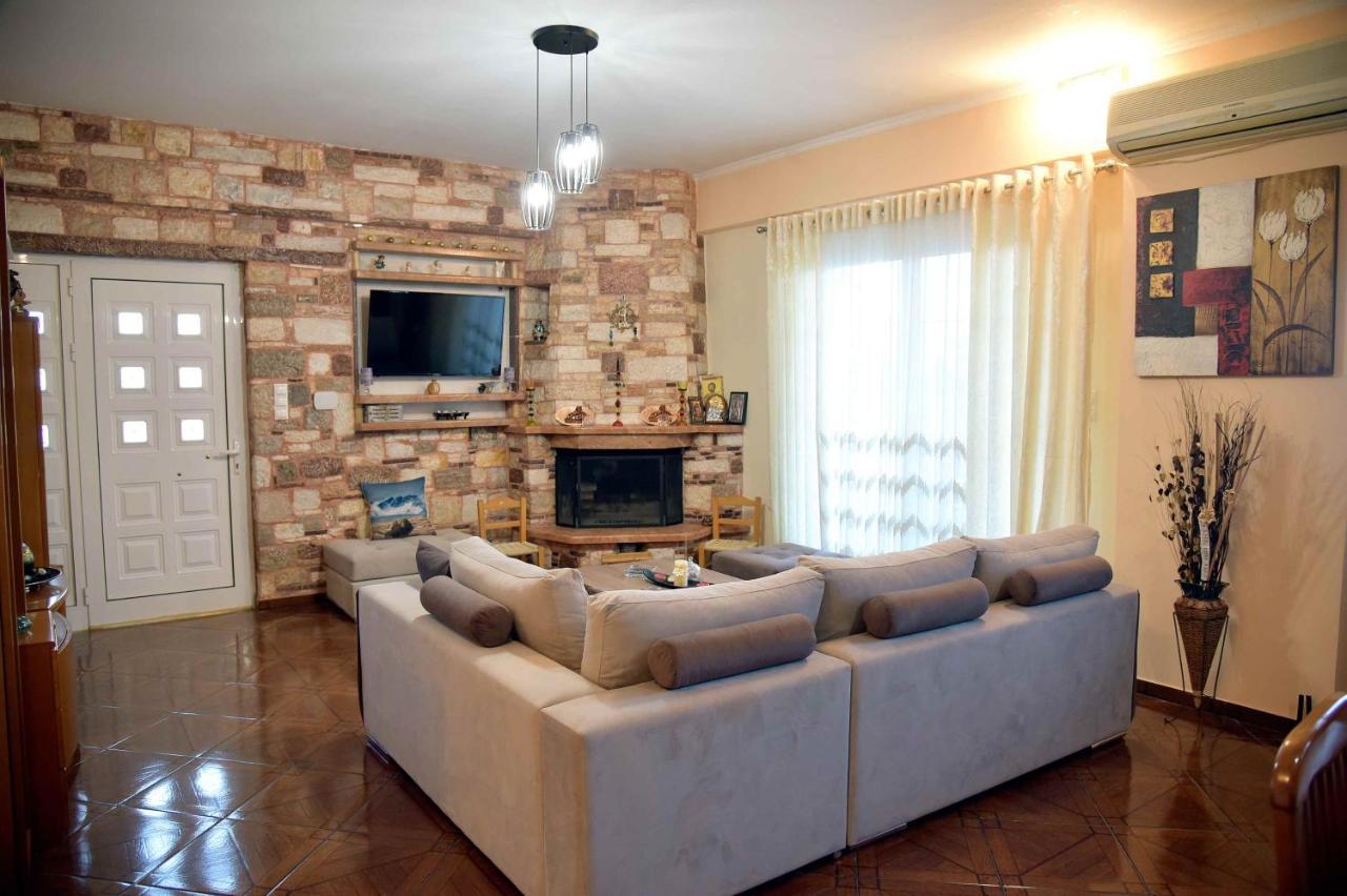 Stone Villa Corinth Екстер'єр фото