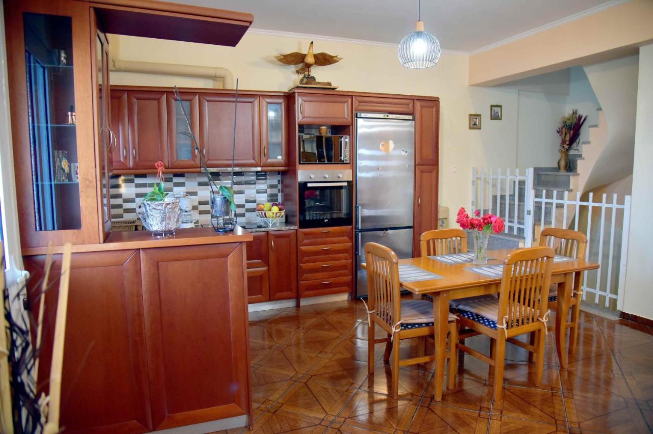 Stone Villa Corinth Екстер'єр фото